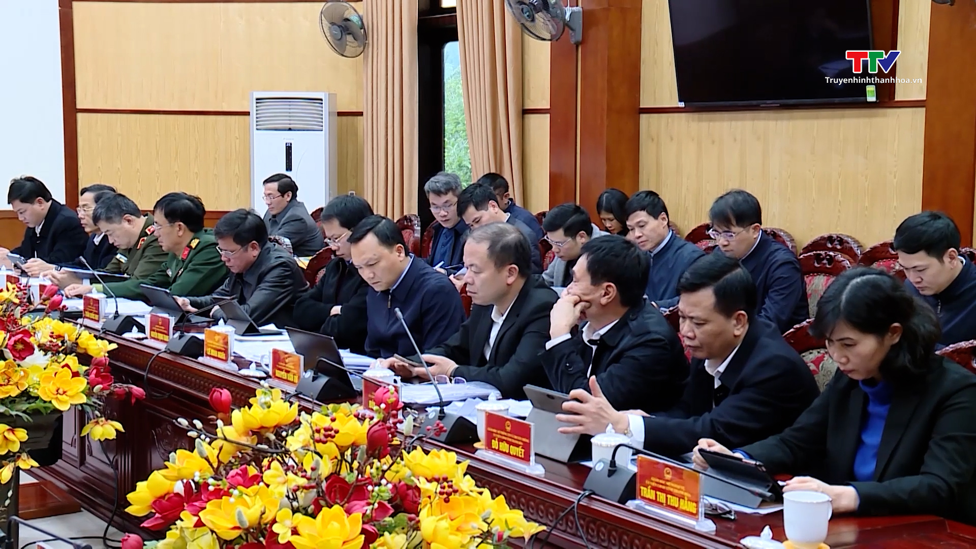 Phiên họp thường kỳ Ủy ban Nhân dân tỉnh tháng 1 năm 2024- Ảnh 4.