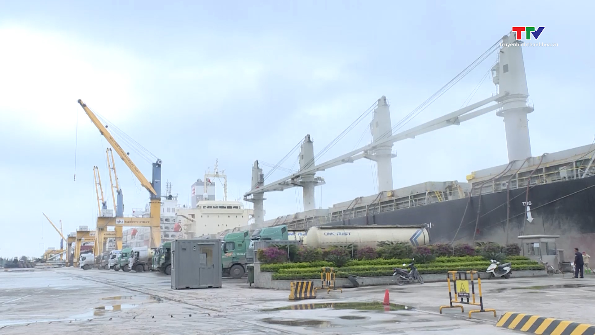 Biên Phòng Cửa khẩu cảng Nghi Sơn đảm bảo an ninh trật tự trên biển- Ảnh 1.