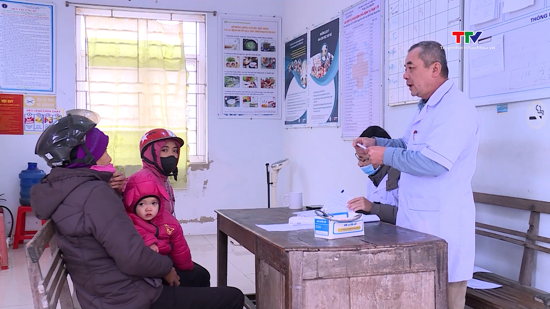 Thị xã Nghi Sơn tập trung tiêm bù vắc xin cho trẻ- Ảnh 2.