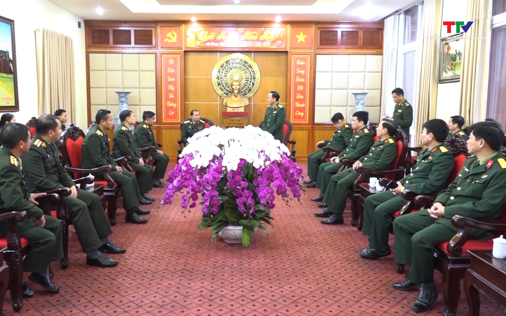 Bộ Chỉ huy Quân sự tỉnh Hủa Phăn thăm và chúc Tết Bộ Chỉ huy Quân sự tỉnh Thanh Hóa