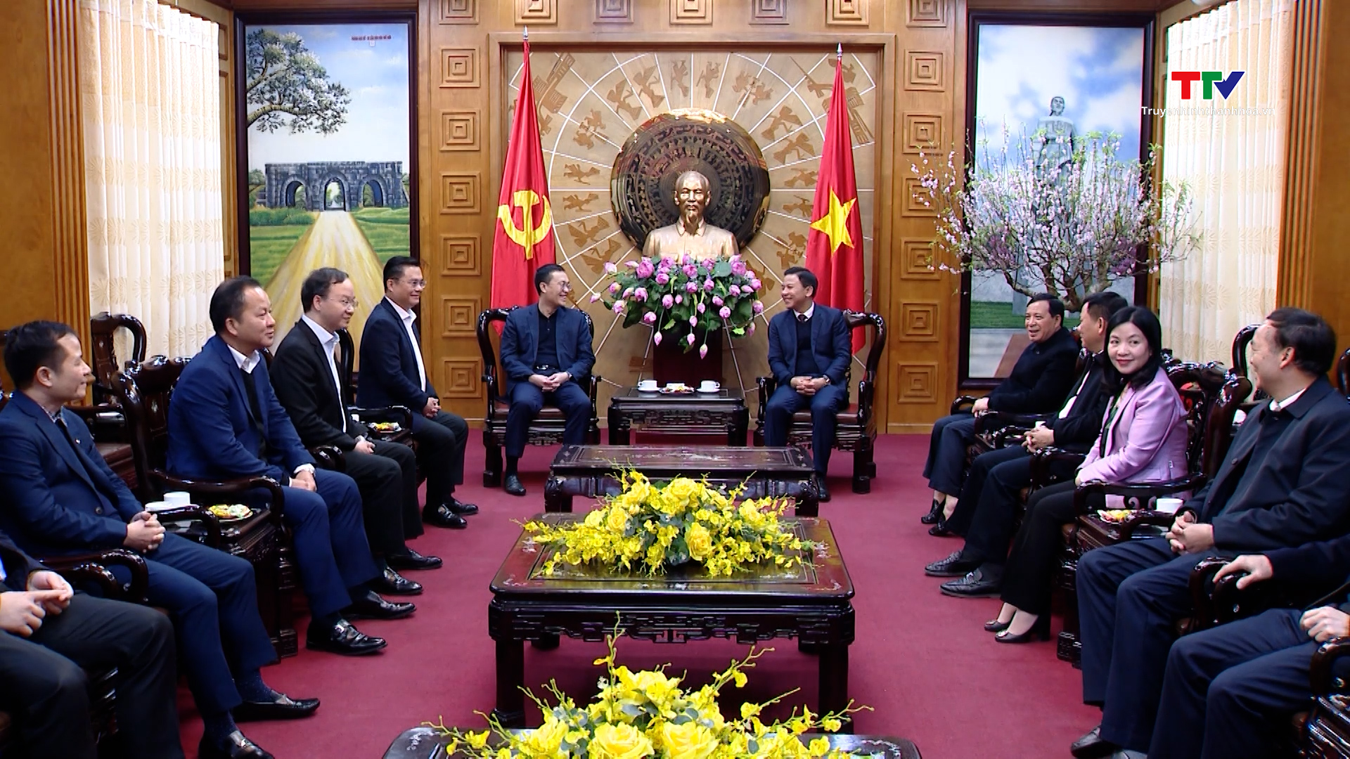 Bí thư Tỉnh ủy Đỗ Trọng Hưng tiếp Phó Thống đốc Ngân hàng Nhà nước Việt Nam- Ảnh 1.