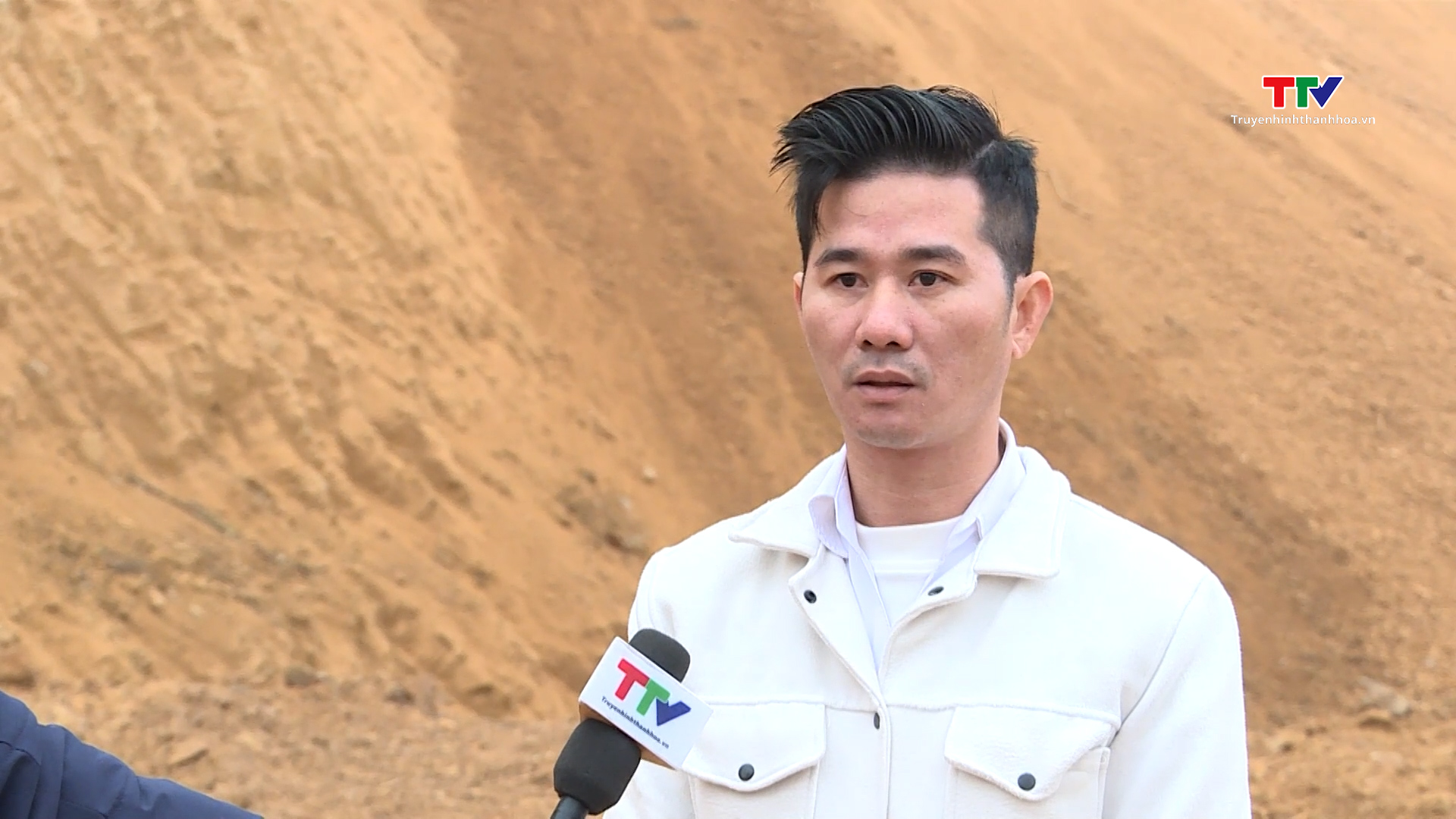 Khắc phục những sai phạm tại dự án chống sạt lở ở xã Cầu Lộc huyện Hậu Lộc- Ảnh 2.