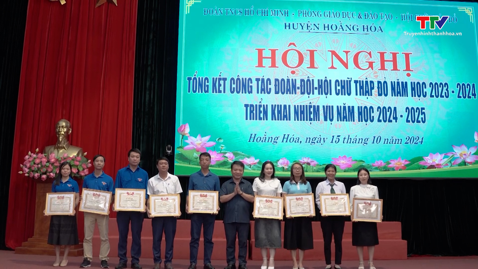 Hoằng Hoá tổng kết công tác Đoàn – Đội – Hội chữ thập đỏ năm học 2023 – 2024 và triển khai nhiệm vụ năm học 2024 - 2025- Ảnh 2.