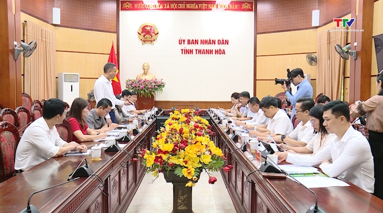 Phó Chủ tịch Thường trực Uỷ ban Nhân dân tỉnh Nguyễn Văn Thi làm việc với đoàn công tác tỉnh Sơn La- Ảnh 1.