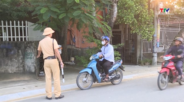 Công an thị xã Nghi Sơn tăng cường đảm bảo an toàn cho học sinh- Ảnh 1.