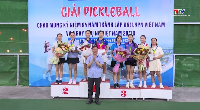 Thành phố Sầm Sơn tổ chức Giải Pickleball chào mừng ngày thành lập Hội Liên hiệp Phụ nữ Việt Nam- Ảnh 2.