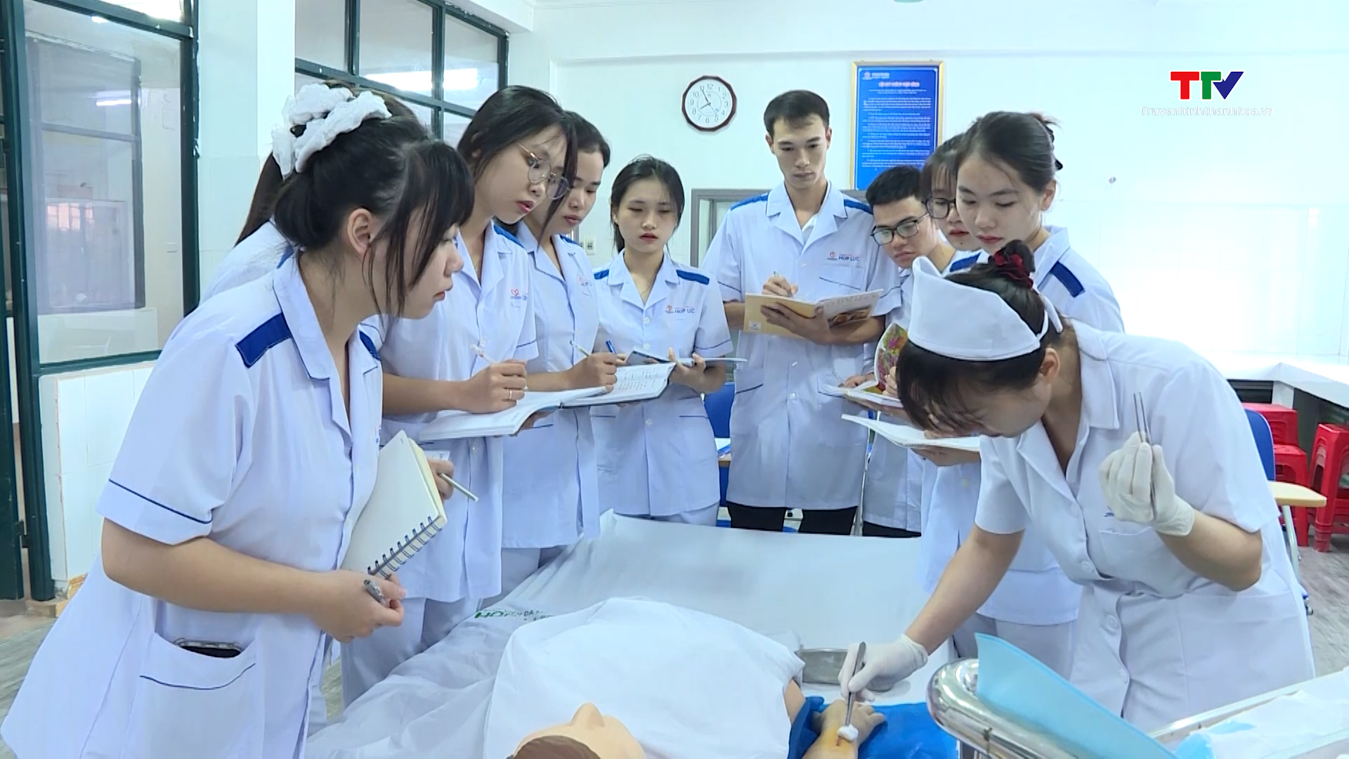 Đẩy mạnh liên kết đào tạo nguồn nhân lực gắn với nhu cầu thị trường- Ảnh 2.