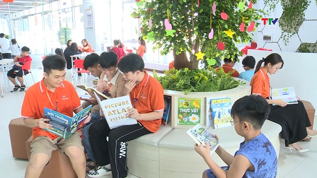 FPT School Thanh Hoá khai trương thư viện với chủ đề "Chạm sách"- Ảnh 1.