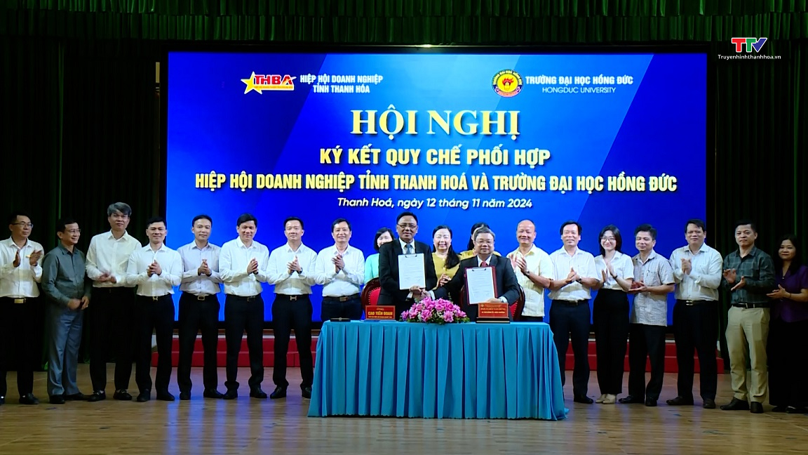 Trường Đại học Hồng Đức và Hiệp hội Doanh nghiệp tỉnh Thanh Hóa ký kết quy chế phối hợp- Ảnh 1.