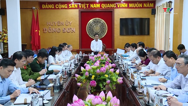 Bí thư Tỉnh ủy Nguyễn Doãn Anh làm việc với huyện Đông Sơn- Ảnh 4.