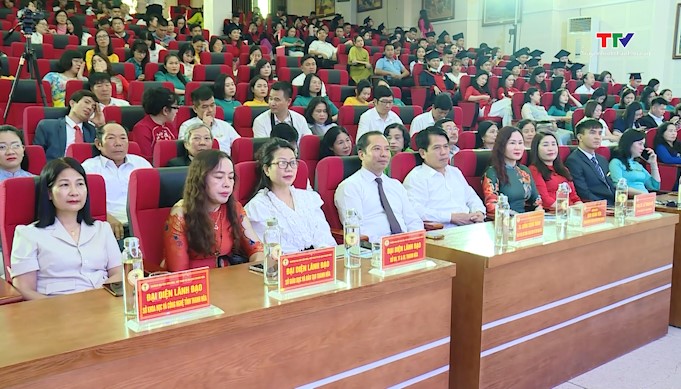 Trường Đại học Văn hóa, Thể thao và Du lịch Thanh Hóa khai giảng năm học mới- Ảnh 1.