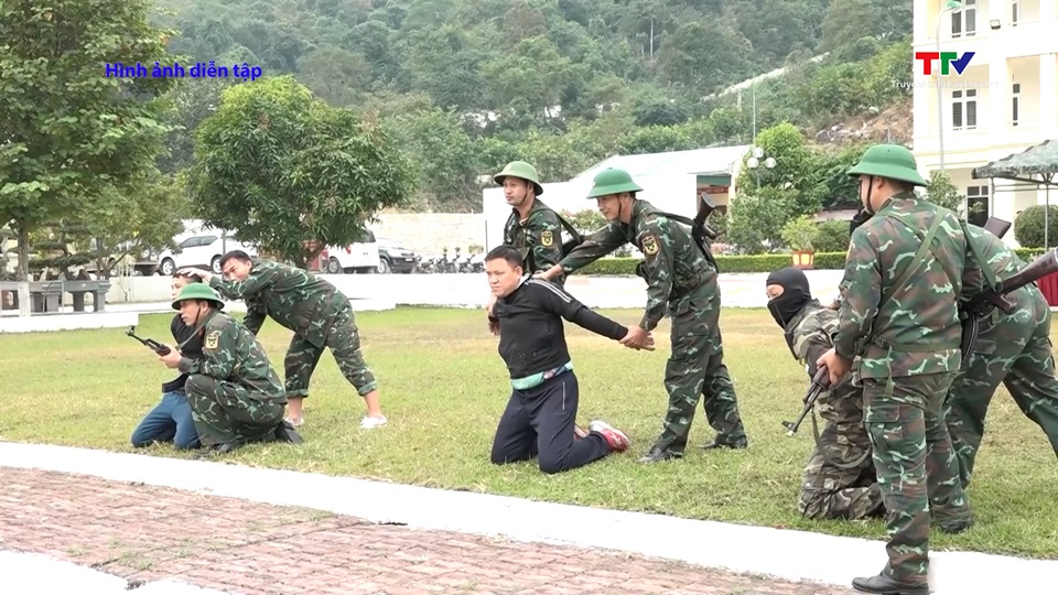 Ban Chỉ huy quân sự huyện Mường Lát thực binh chiến đấu bảo vệ cơ quan- Ảnh 1.