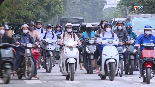 Học sinh điều khiển xe 50cc liệu có an toàn?- Ảnh 2.