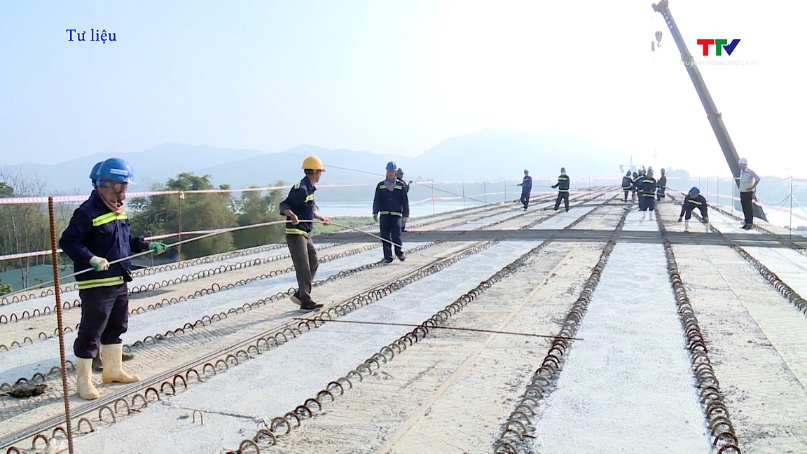 Giải quyết tồn tại, vướng mắc, tạo tiền đề căn bản hoàn thành mục tiêu năm 2025- Ảnh 4.