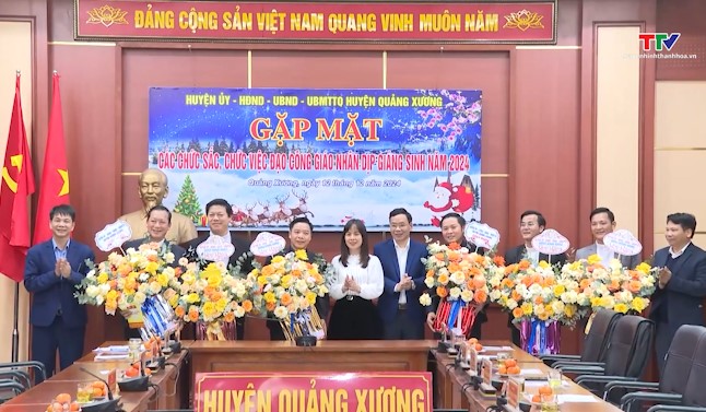 Quảng Xương gặp mặt các chức sắc, chức việc đạo Công giáo nhân dịp Giáng sinh- Ảnh 1.