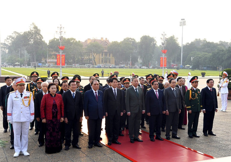 Lãnh đạo Đảng và Nhà nước viếng Chủ tịch Hồ Chí Minh nhân kỷ niệm 80 năm Quân đội Nhân dân Việt Nam- Ảnh 3.