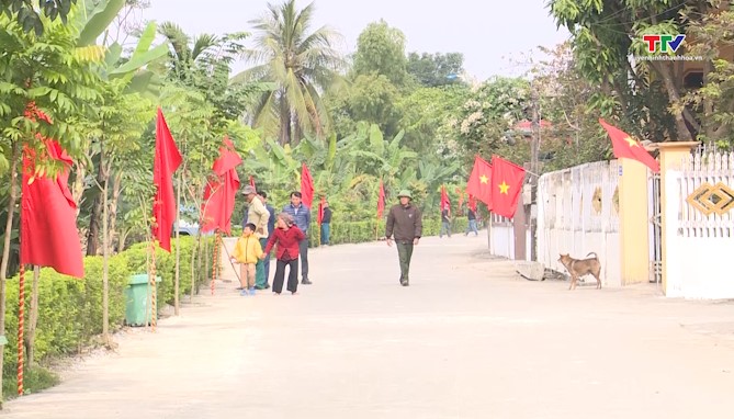 Huyện Triệu Sơn xây dựng tuyến đường kiểu mẫu- Ảnh 3. Huyện Triệu Sơn xây dựng tuyến đường kiểu mẫu- Ảnh 3.