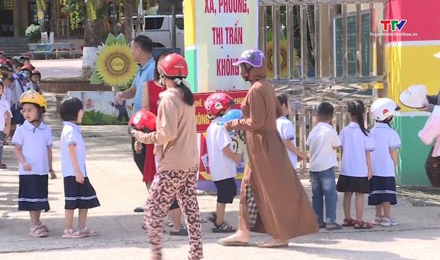 Chuyển biến bước đầu từ mô hình “Trường học an toàn giao thông” tại huyện Thạch Thành- Ảnh 1.