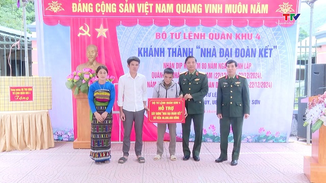 Quân khu 4 xây tặng 127 nhà đại đoàn kết cho người nghèo tại Thanh Hoá- Ảnh 1.