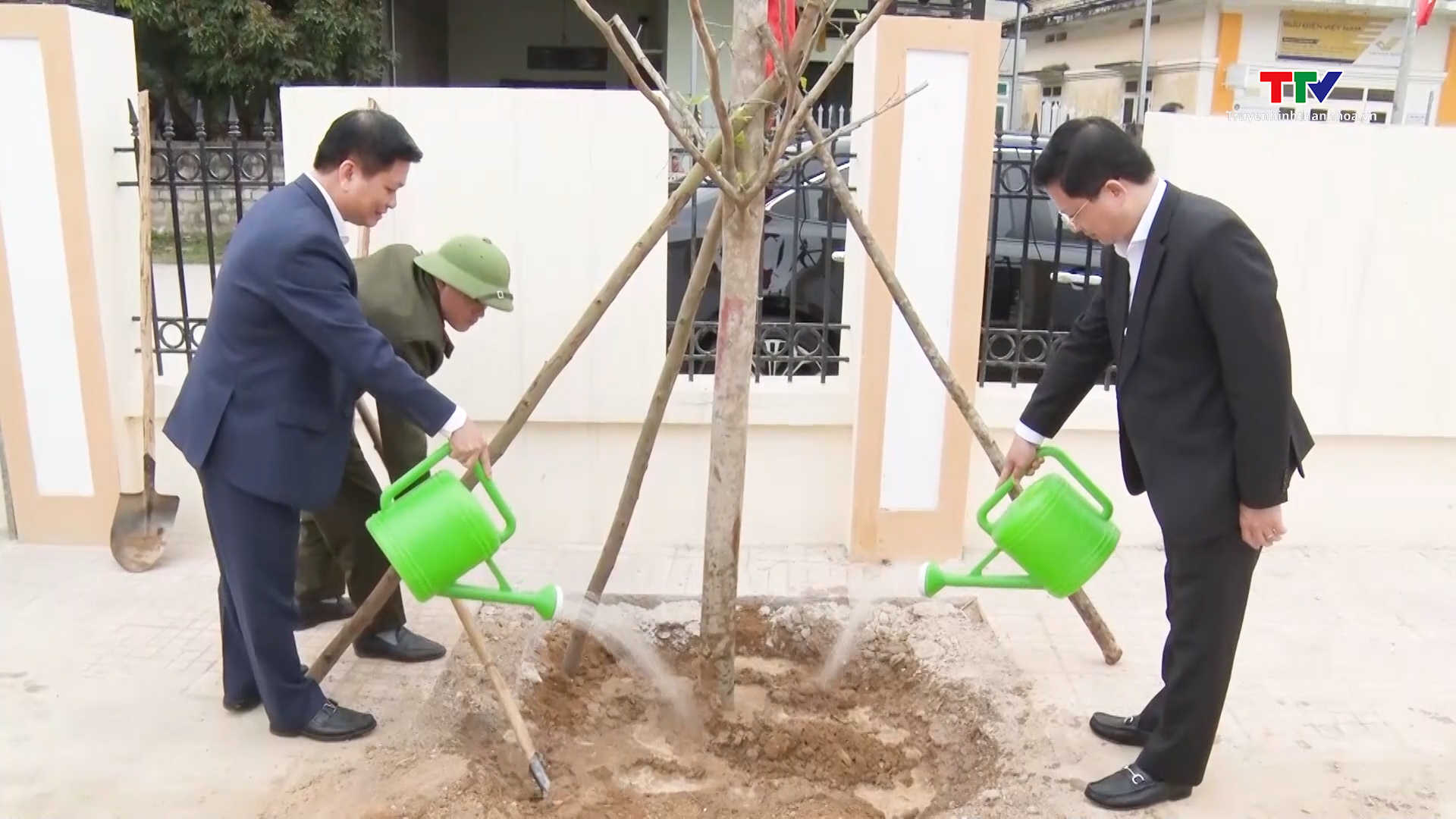 Thanh Hóa phấn đấu trồng 3 triệu cây xanh dịp Tết Nguyên đán Giáp Thìn năm 2024  - Ảnh 2.