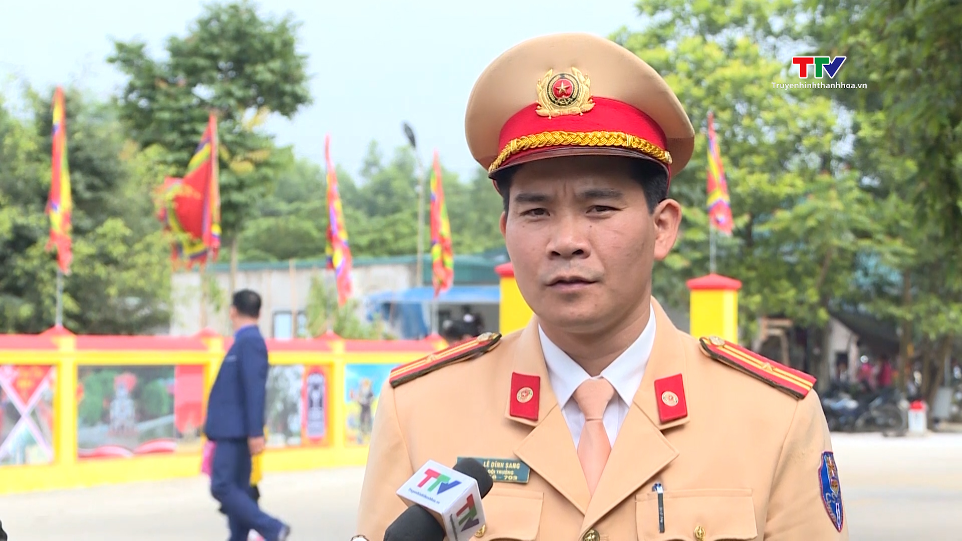 Công an huyện Triệu Sơn đảm bảo trật tự an toàn giao thông những ngày sau Tết- Ảnh 2.