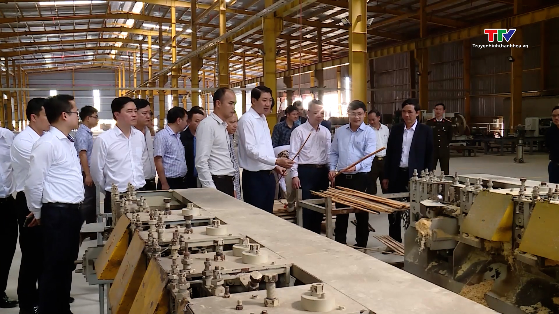 Phó Chủ tịch UBND tỉnh Lê Đức Giang kiểm tra sản xuất tại Thọ Xuân và Lang Chánh- Ảnh 5.