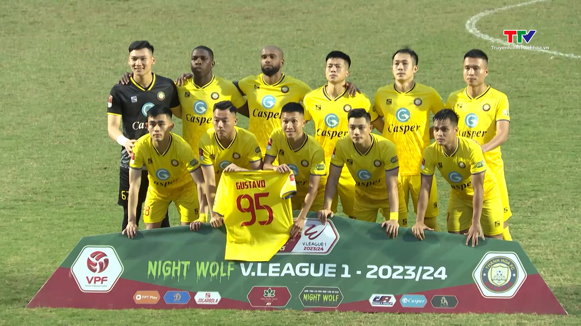 Hàng nghìn khán giả đến sân trong ngày Câu lạc bộ Đông Á Thanh Hóa chiến thắng Hà Nội tại vòng 9 V.League- Ảnh 1.