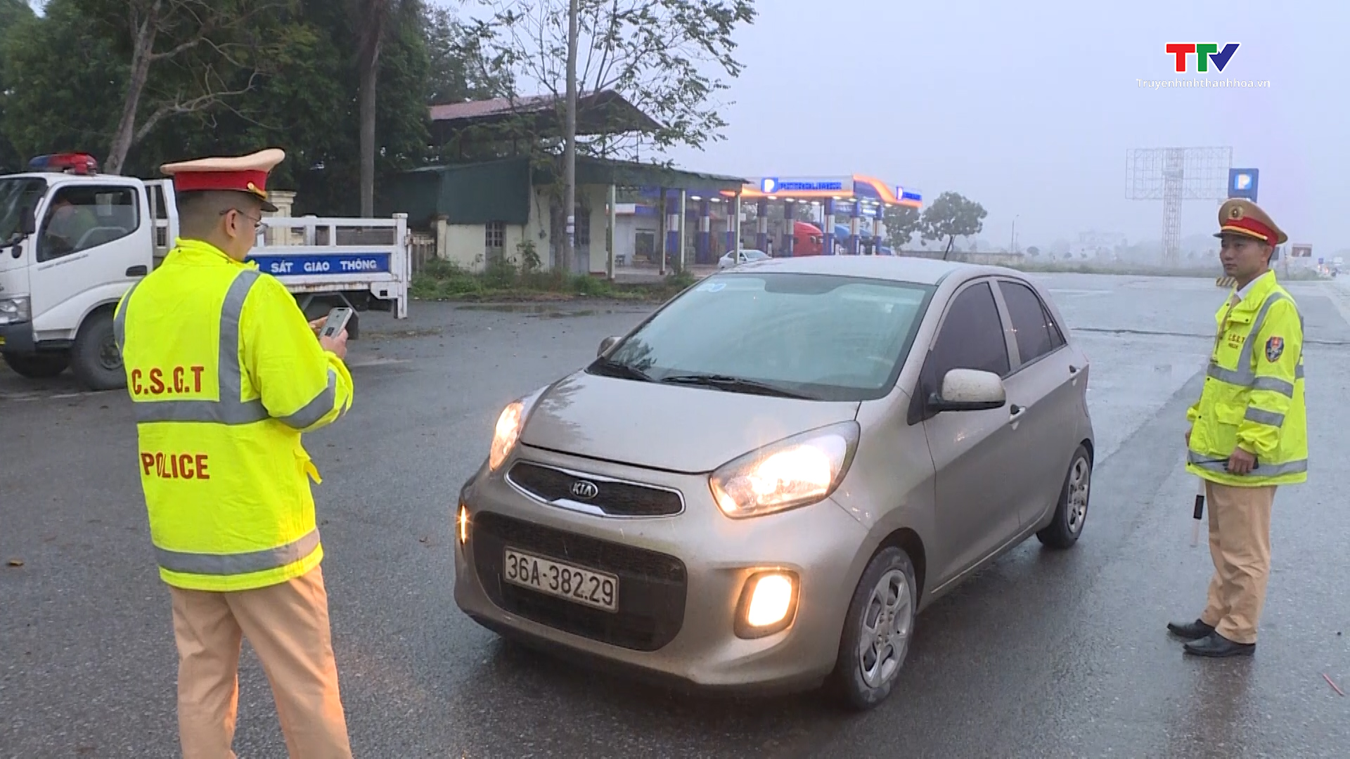 Trạm Cảnh sát giao thông Quảng Xương ứng dụng công nghệ thông tin trong xử phạt vi phạm giao thông- Ảnh 4.