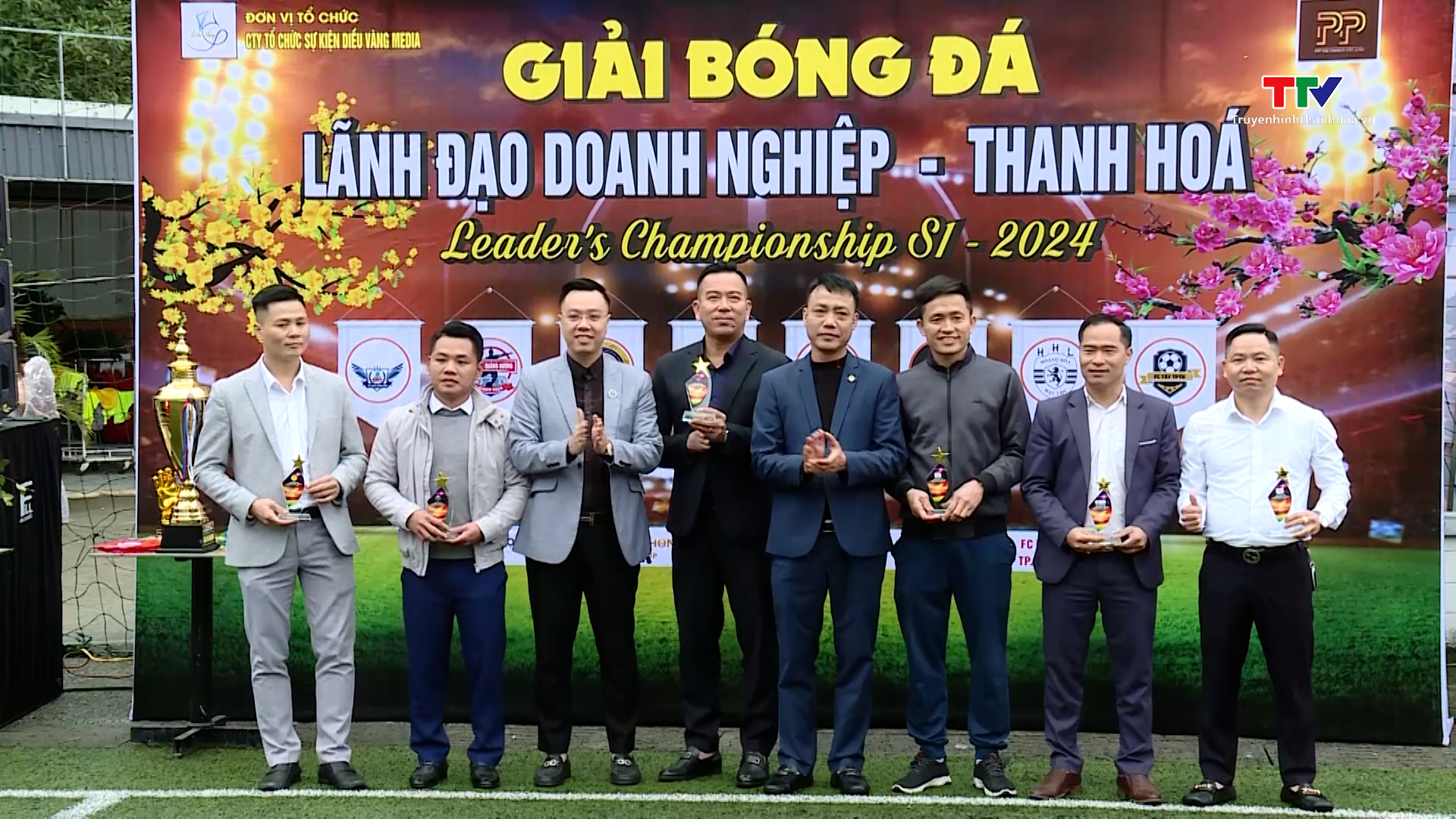 Khai mạc Giải bóng đá Lãnh đạo doanh nghiệp Thanh Hóa mở rộng lần thứ nhất năm 2024 - Ảnh 1.