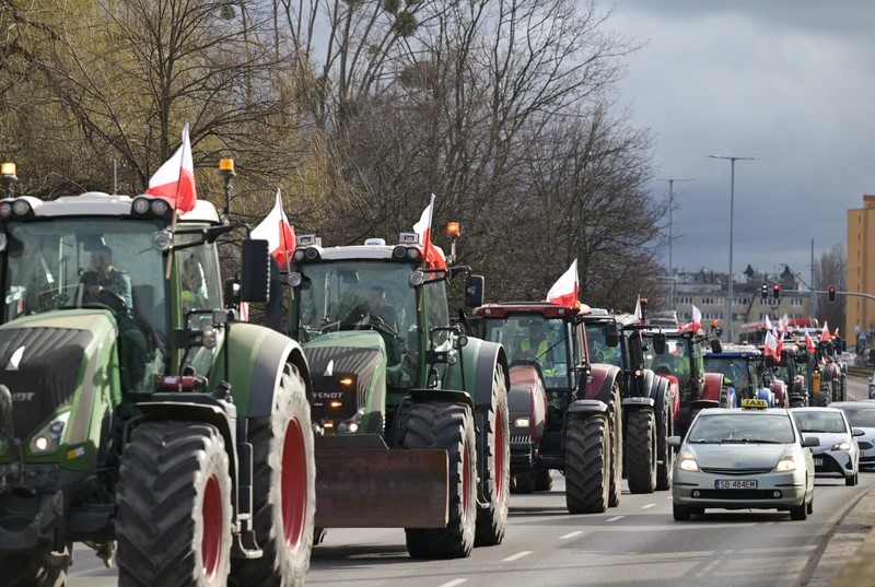 Ba Lan: Nông dân tiếp tục biểu tình gây áp lực với chính phủ- Ảnh 1.