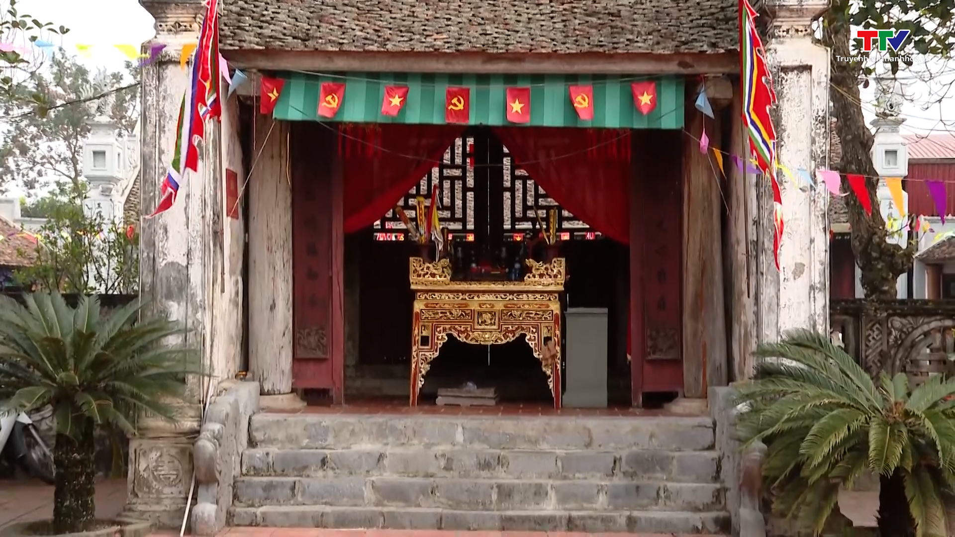 Huyện Hậu Lộc với công tác bảo vệ, phát huy các di tích lịch sử văn hóa- Ảnh 2.