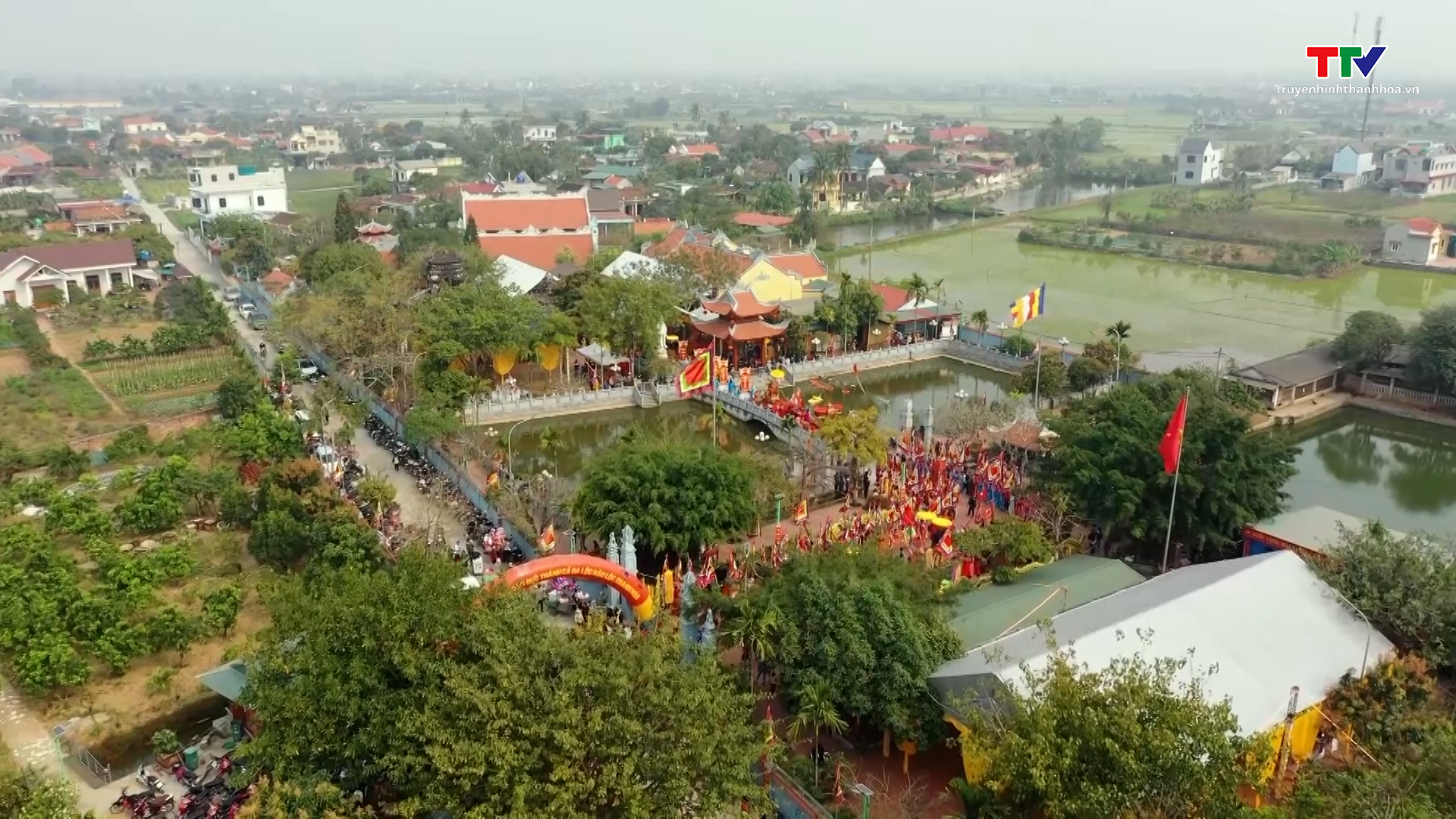 Huyện Hậu Lộc với công tác bảo vệ, phát huy các di tích lịch sử văn hóa- Ảnh 4.