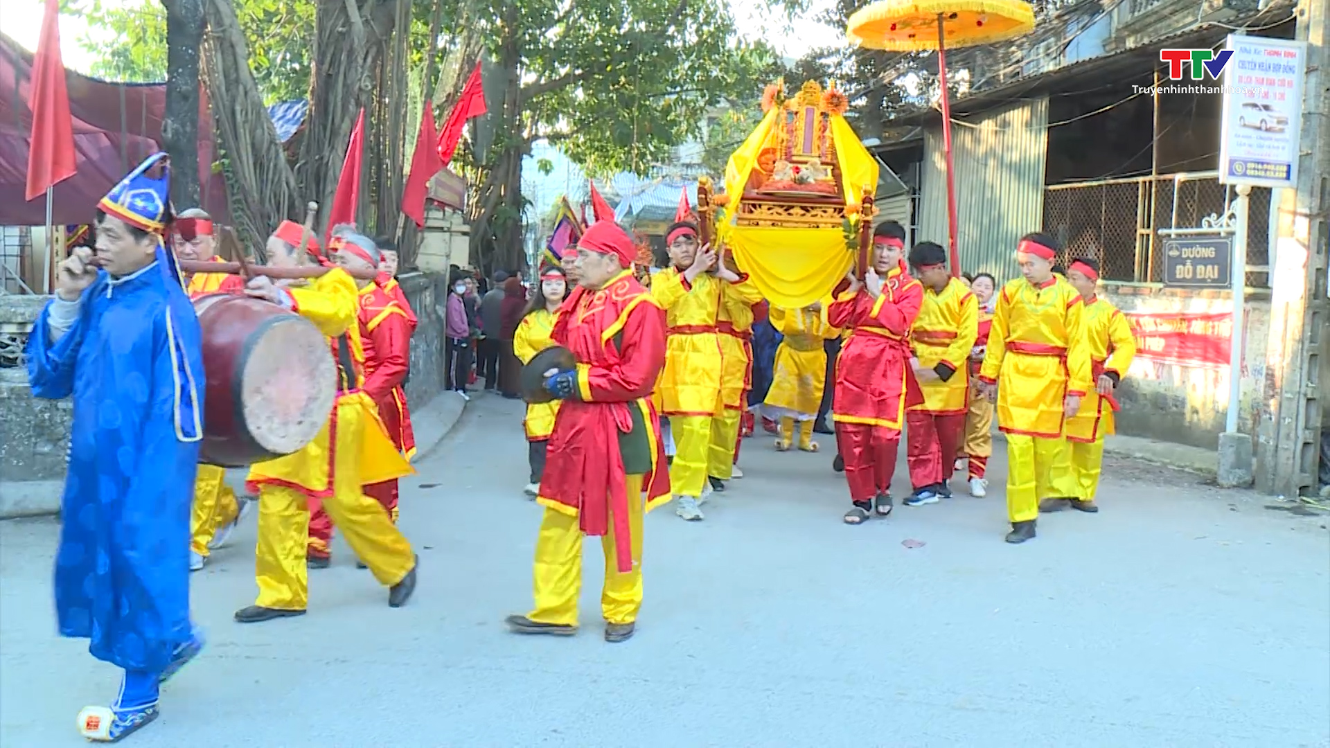Thành phố Thanh Hóa gìn giữ nét đẹp văn hóa lễ hội mùa Xuân- Ảnh 1.