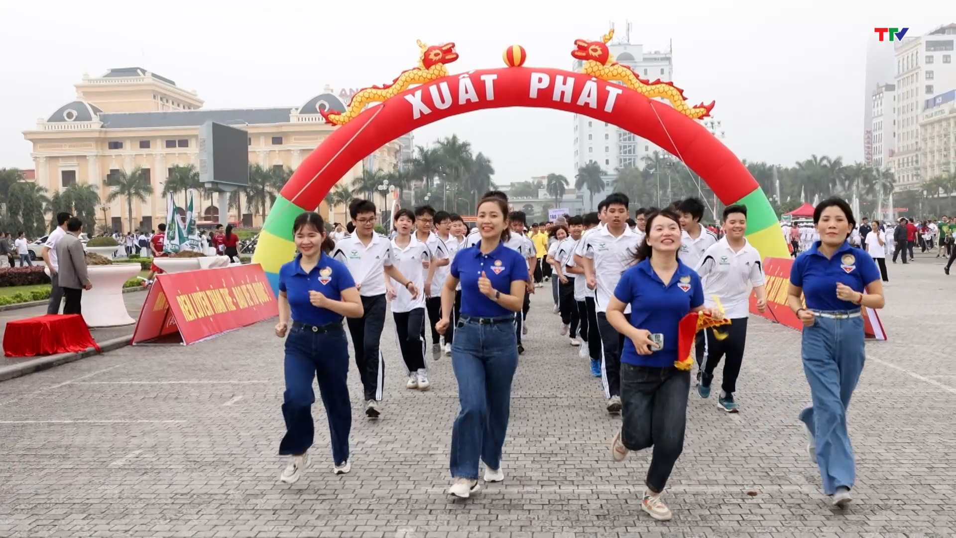 Thành phố Thanh Hóa tổ chức ngày chạy Olympic vì sức khỏe toàn dân và Giải chạy tập thể, việt dã 2024- Ảnh 2.