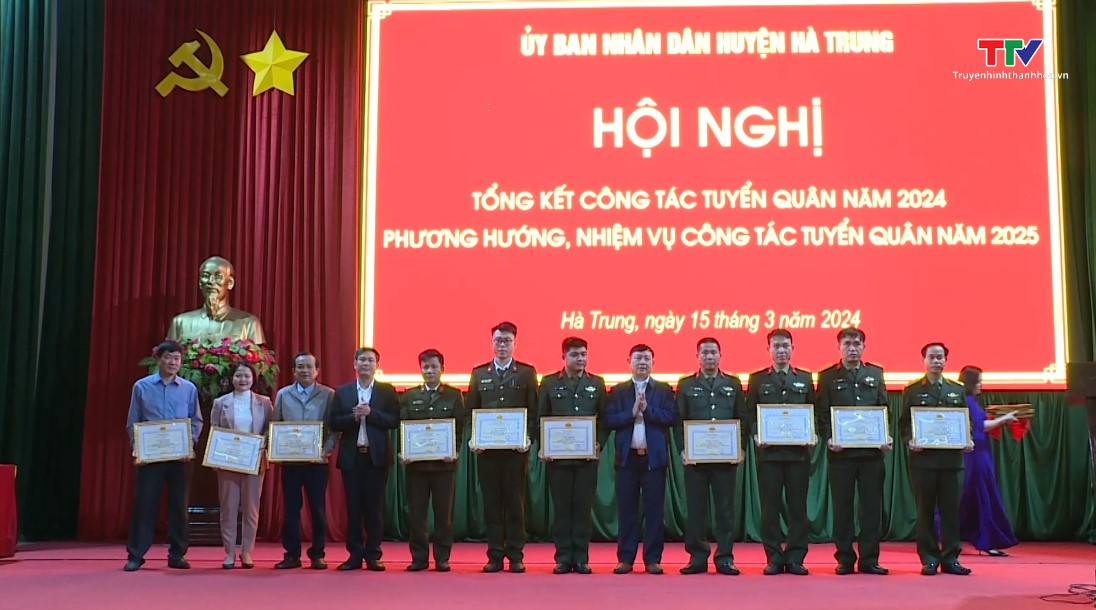 Huyện Hà Trung tổng kết công tác tuyển quân năm 2024- Ảnh 1.