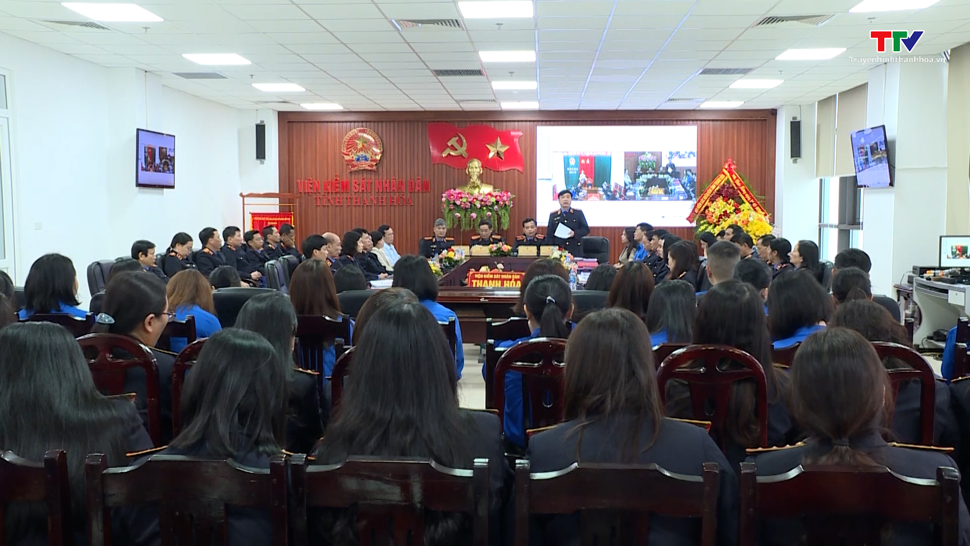 Hội nghị đối thoại giữa Ban cán sự đảng, lãnh đạo Viện kiểm sát Nhân dân tỉnh với thế hệ trẻ ngành Kiểm sát Thanh Hóa- Ảnh 1.