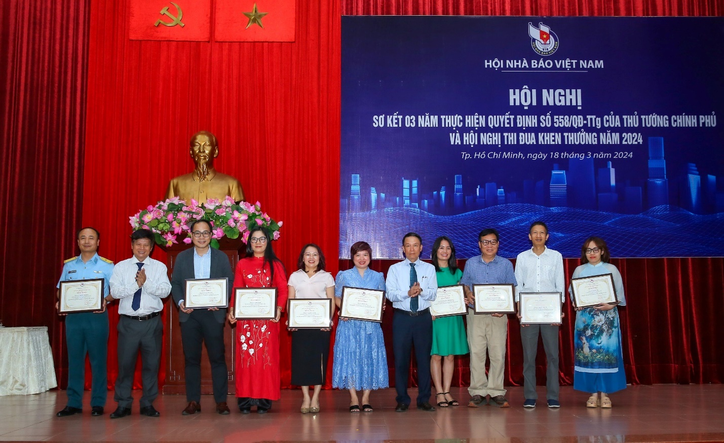 Hội Nhà báo Việt Nam:Tổng kết công tác thi đua, khen thưởng năm 2023- Ảnh 6.