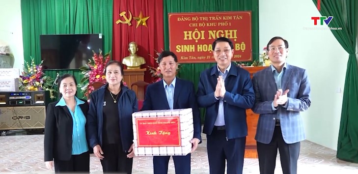 Phó Chủ tịch UBND tỉnh Lê Đức Giang dự sinh hoạt cùng đảng viên Chi bộ khu phố 1, thị trấn Kim Tân- Ảnh 2.