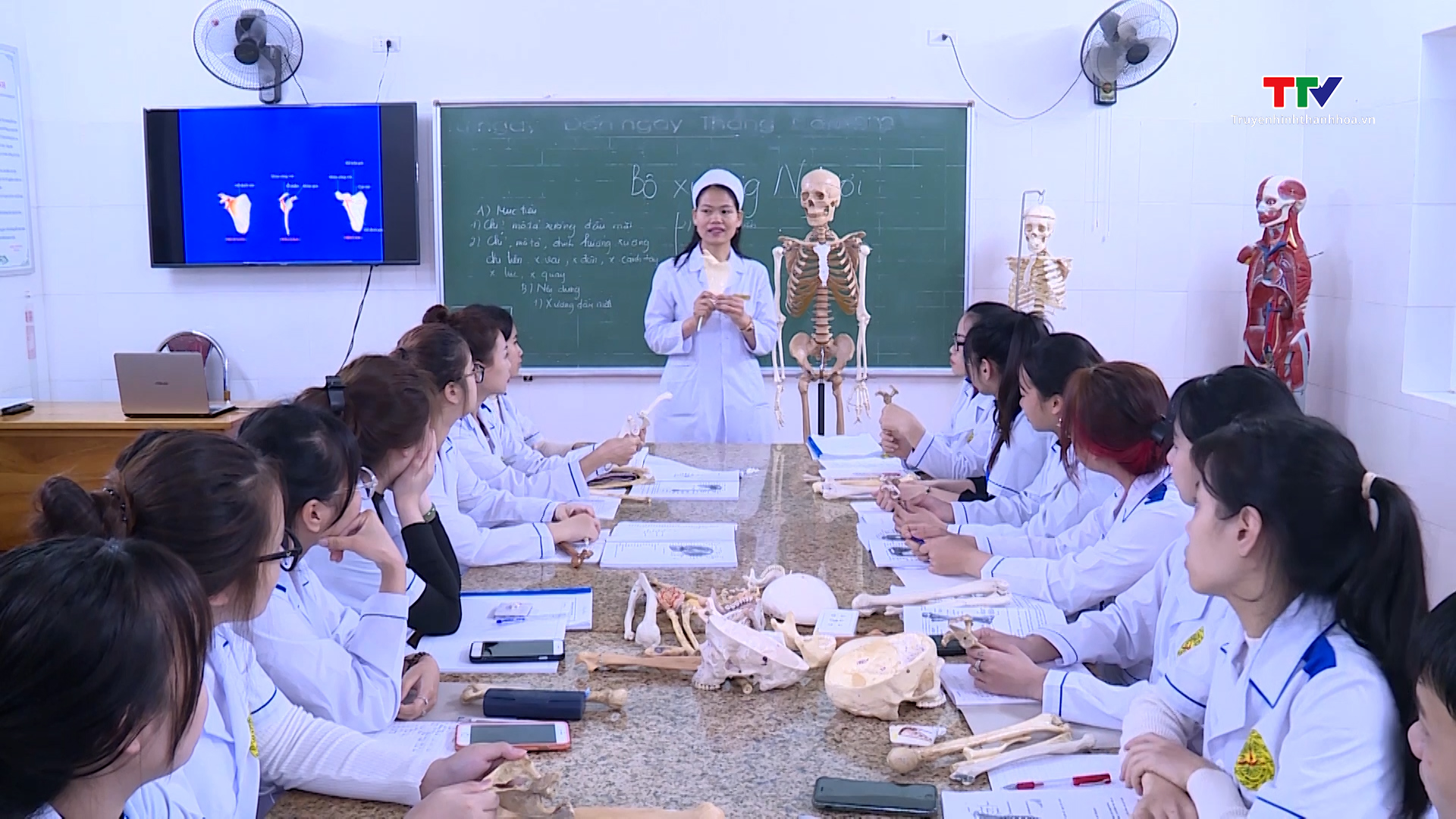 Trường Cao đẳng Y tế Thanh Hoá: Đào tạo nhân lực gắn với nhu cầu xã hội- Ảnh 1.