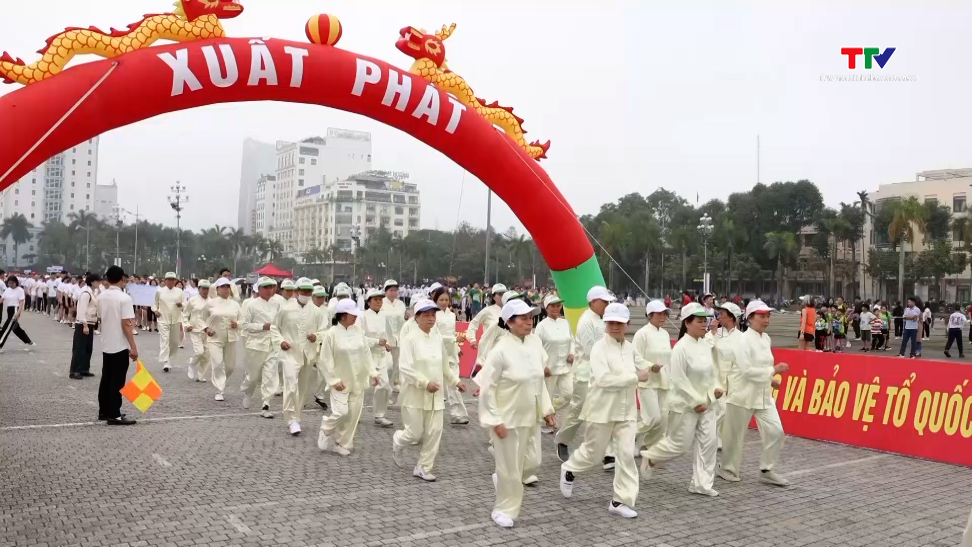 Ngày chạy Olympic vì sức khỏe toàn dân tại Thanh Hóa: Lan tỏa và thấm sâu- Ảnh 2.