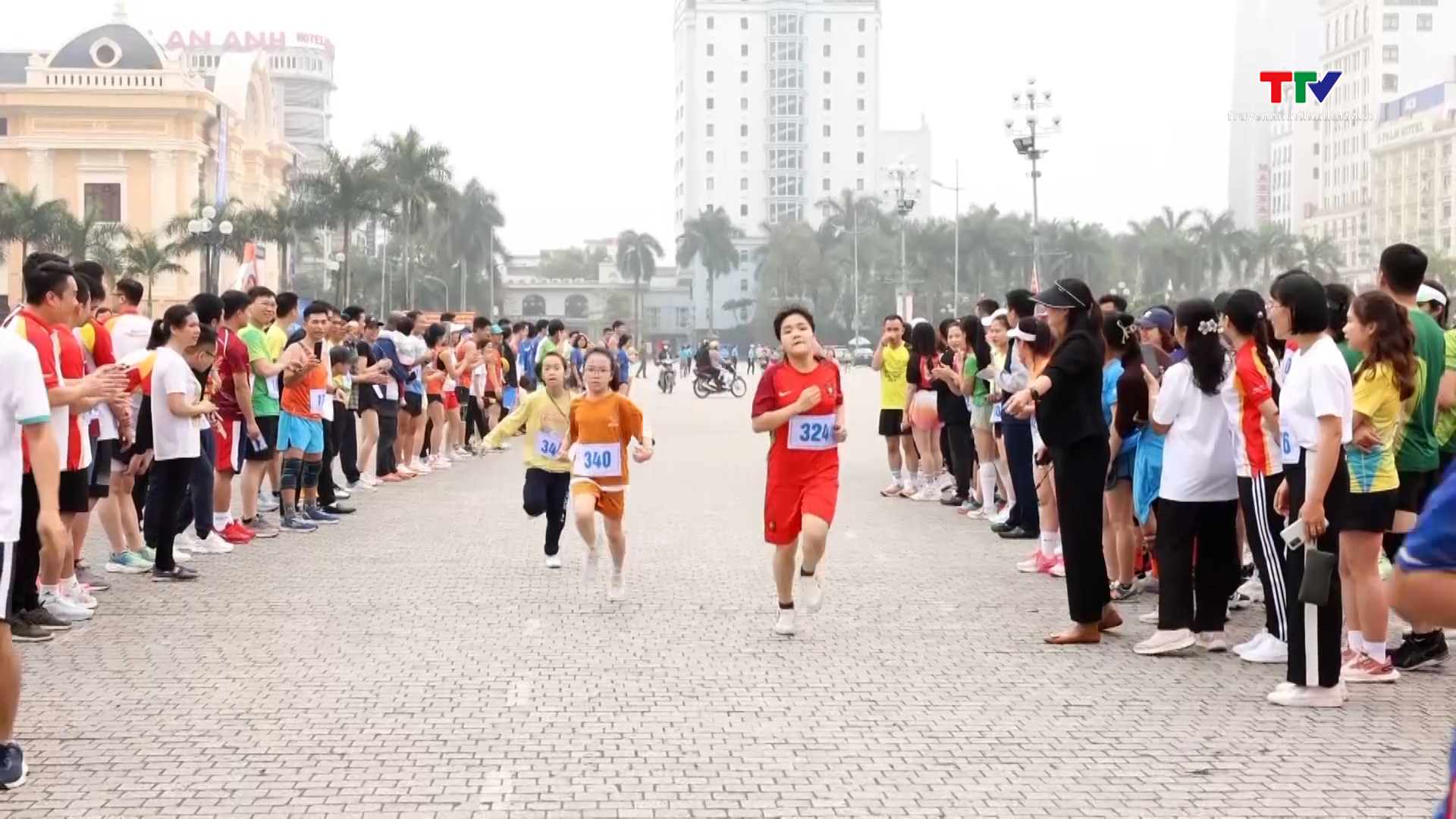 Ngày chạy Olympic vì sức khỏe toàn dân tại Thanh Hóa: Lan tỏa và thấm sâu- Ảnh 5.