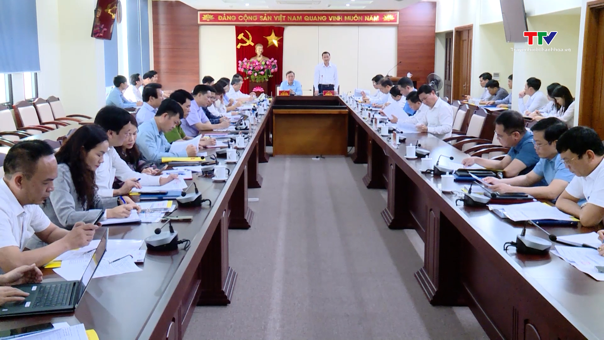 Chủ tịch UBND tỉnh làm việc với Ban Thường vụ Thành uỷ thành phố Thanh Hoá- Ảnh 3.
