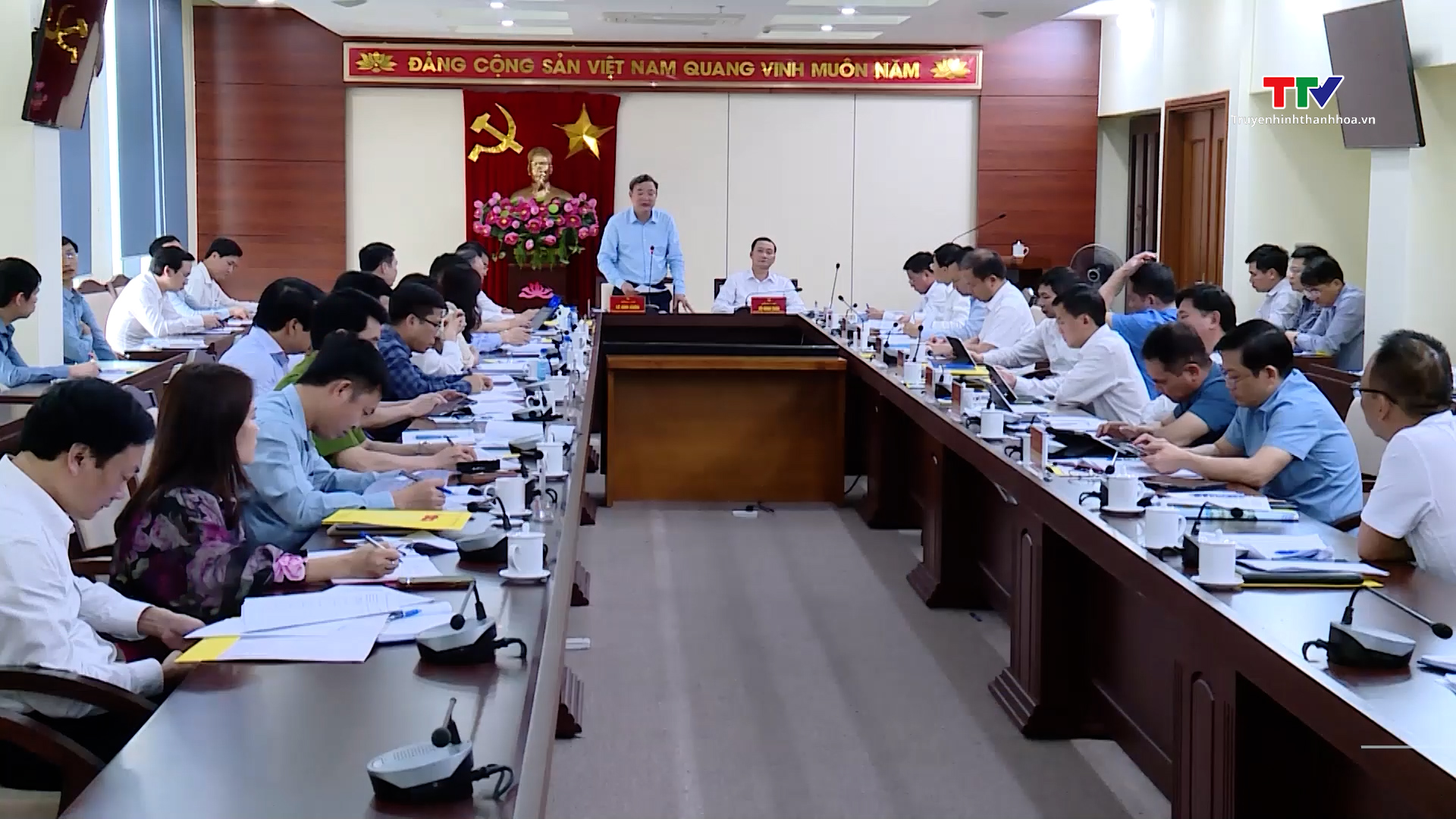 Chủ tịch UBND tỉnh làm việc với Ban Thường vụ Thành uỷ thành phố Thanh Hoá- Ảnh 1.