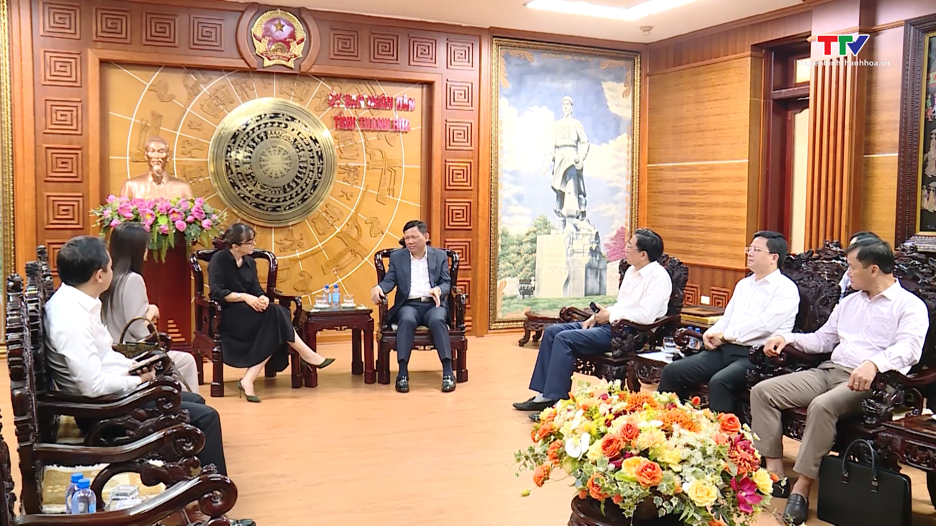 Phó Chủ tịch Thường trực UBND tỉnh làm việc với đại diện hãng tàu CMA-CGM Việt Nam- Ảnh 1.