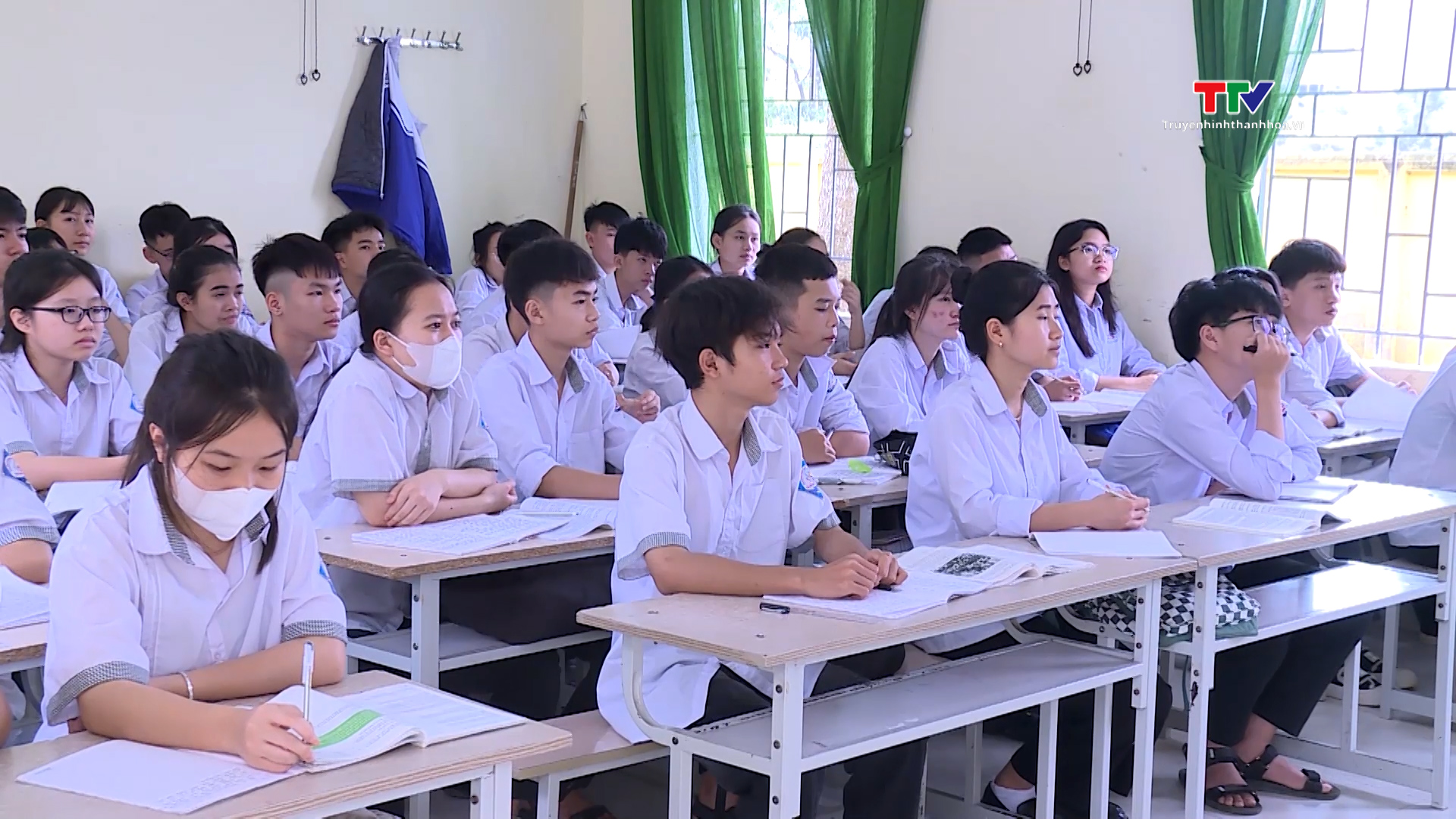 Thanh Hoá dành khoảng 70% chỉ tiêu vào lớp 10 cho các trường THPT công lập và tư thục- Ảnh 4.