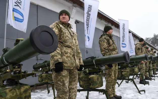 Anh và Ukraine ký thỏa thuận  hợp tác quốc phòng và sản xuất vũ khí- Ảnh 1.