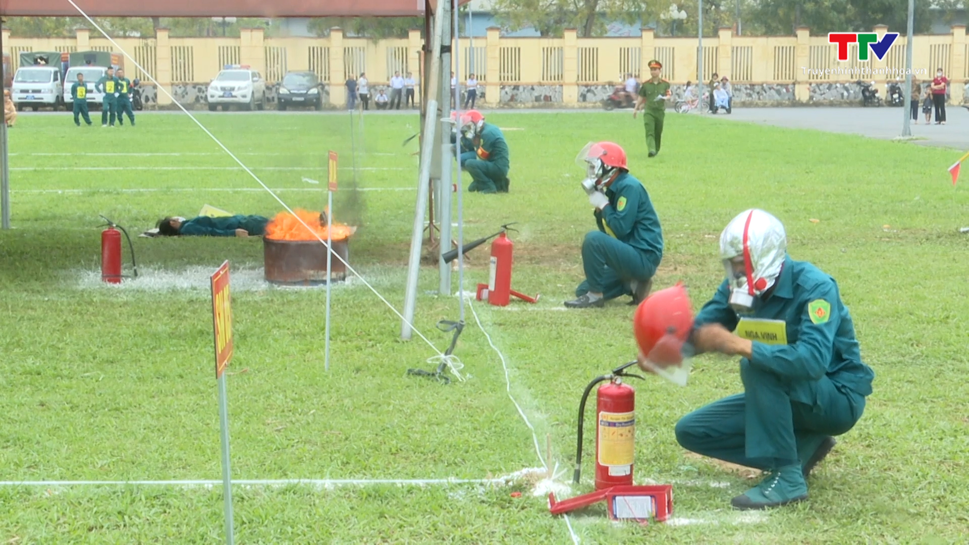 Huyện Nga Sơn tổ chức hội thi  nghiệp vụ chữa cháy và cứu nạn cứu hộ “Tổ liên gia an toàn PCCC” năm 2024- Ảnh 1.
