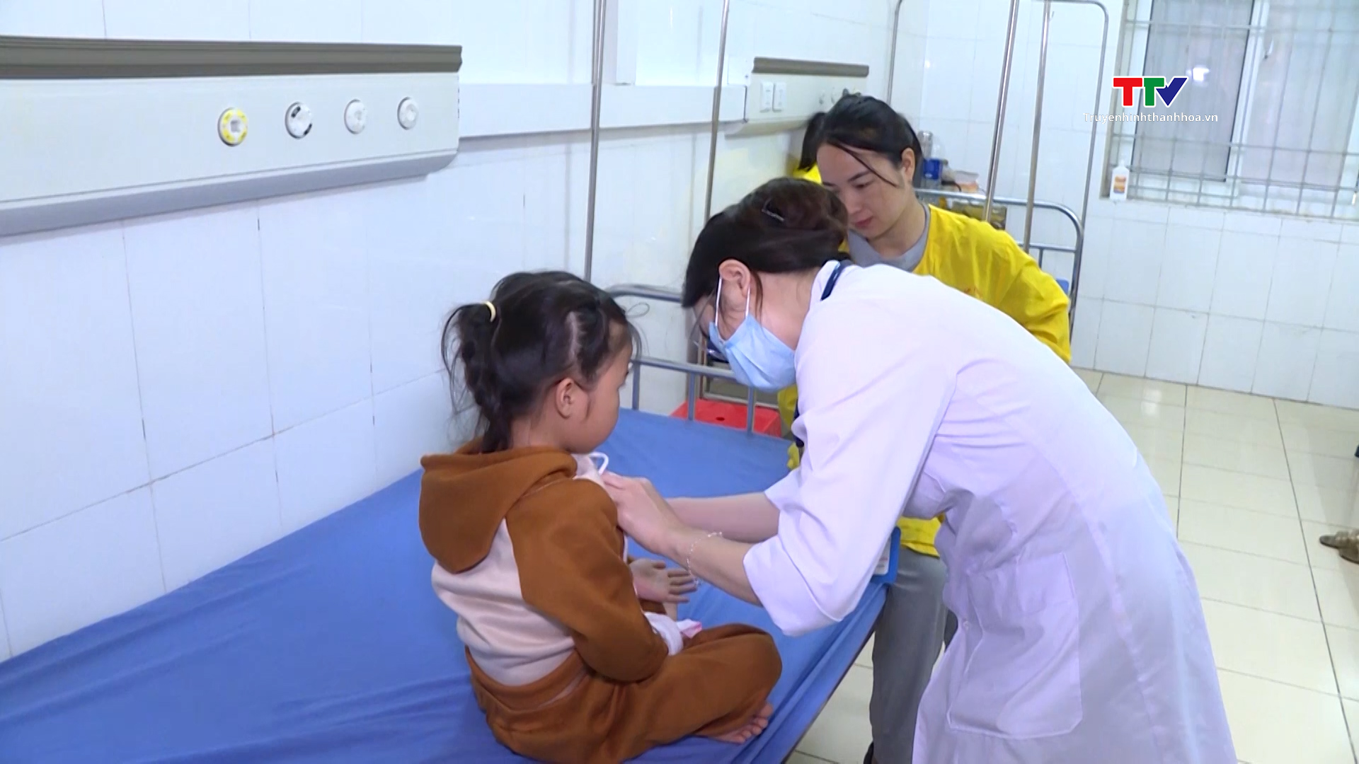 Việt Nam: Nhiều bệnh truyền nhiễm gia tăng số ca mắc- Ảnh 1.