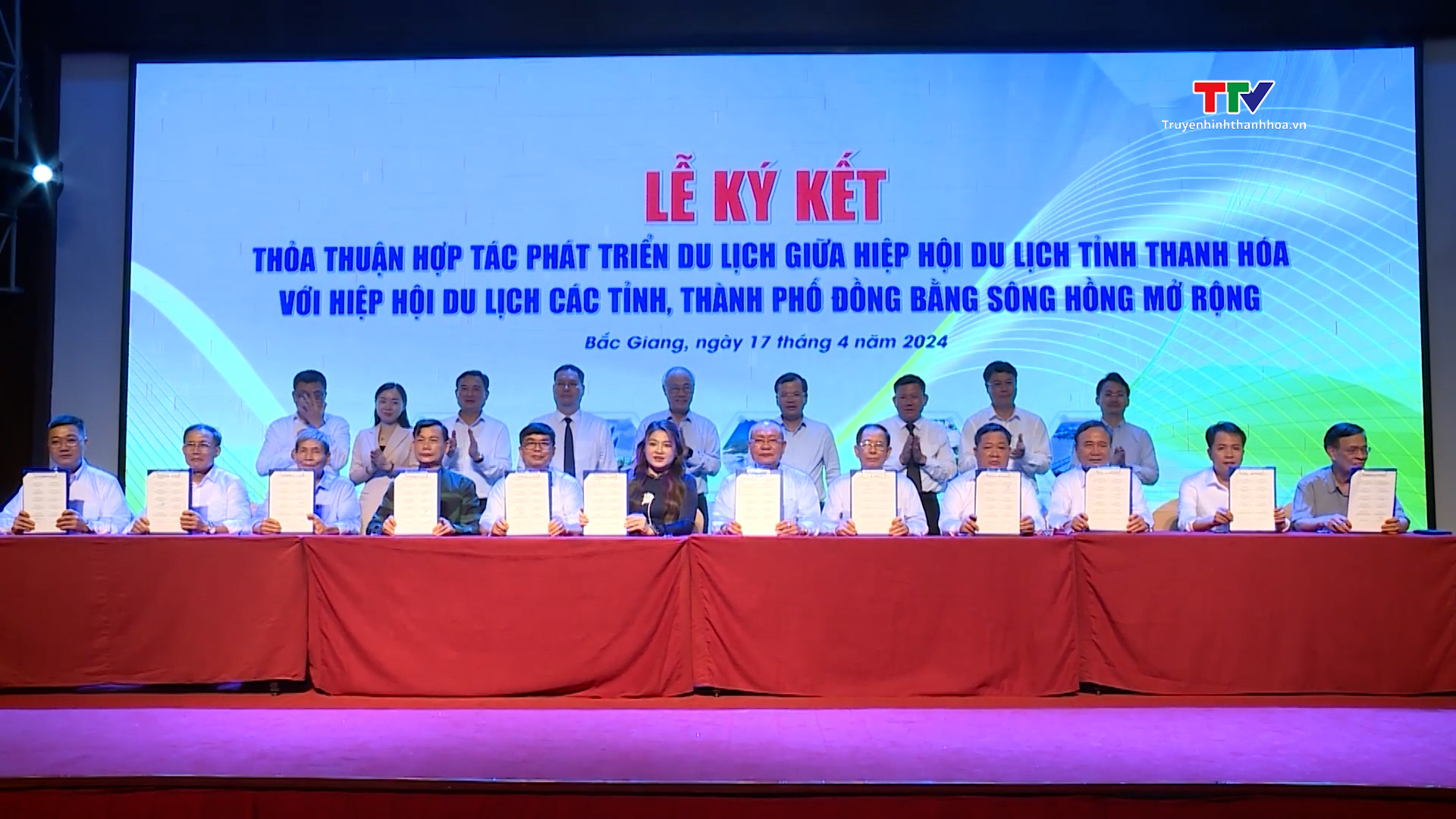 Hội nghị liên kết phát triển du lịch tỉnh Thanh Hóa với các tỉnh, thành phố Đồng bằng sông Hồng- Ảnh 3.