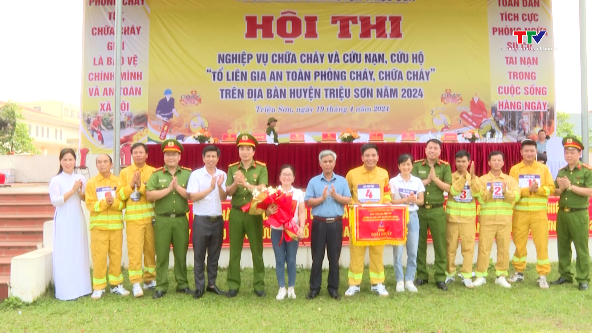 Hội thi nghiệp vụ chữa cháy và cứu nạn, cứu hộ huyện Triệu Sơn- Ảnh 2.